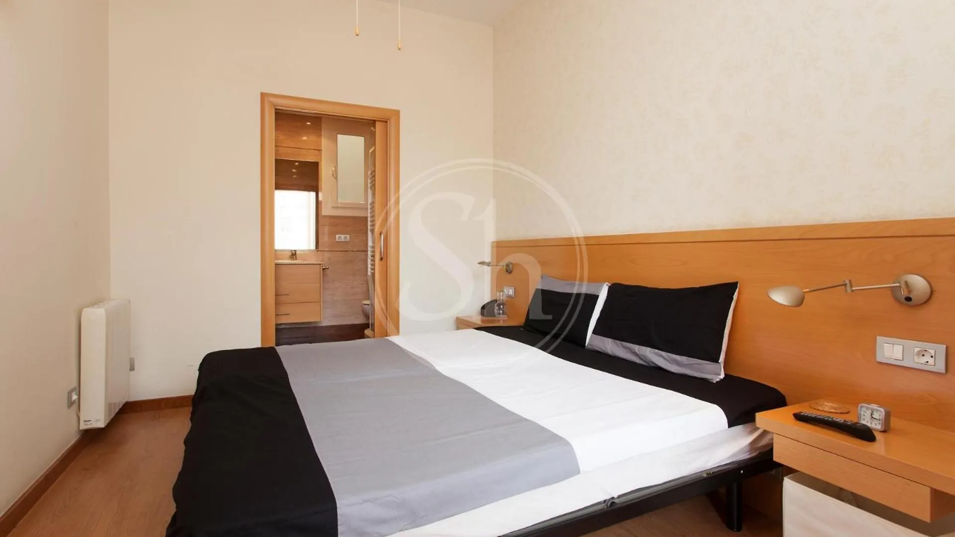 Comodo Apartamento En El Eixample Barcelona 0*,  Spain