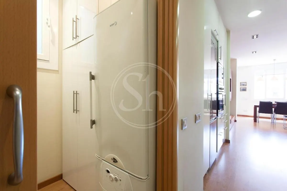 Comodo Apartamento En El Eixample Barcelona 0*,