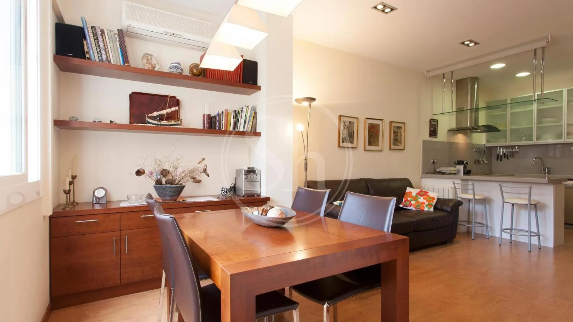 Comodo Apartamento En El Eixample location